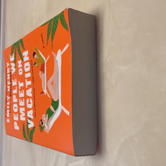 People We Meet on Vacation by Emily Henry. Good Condition Great read. - Picture 6 of 7